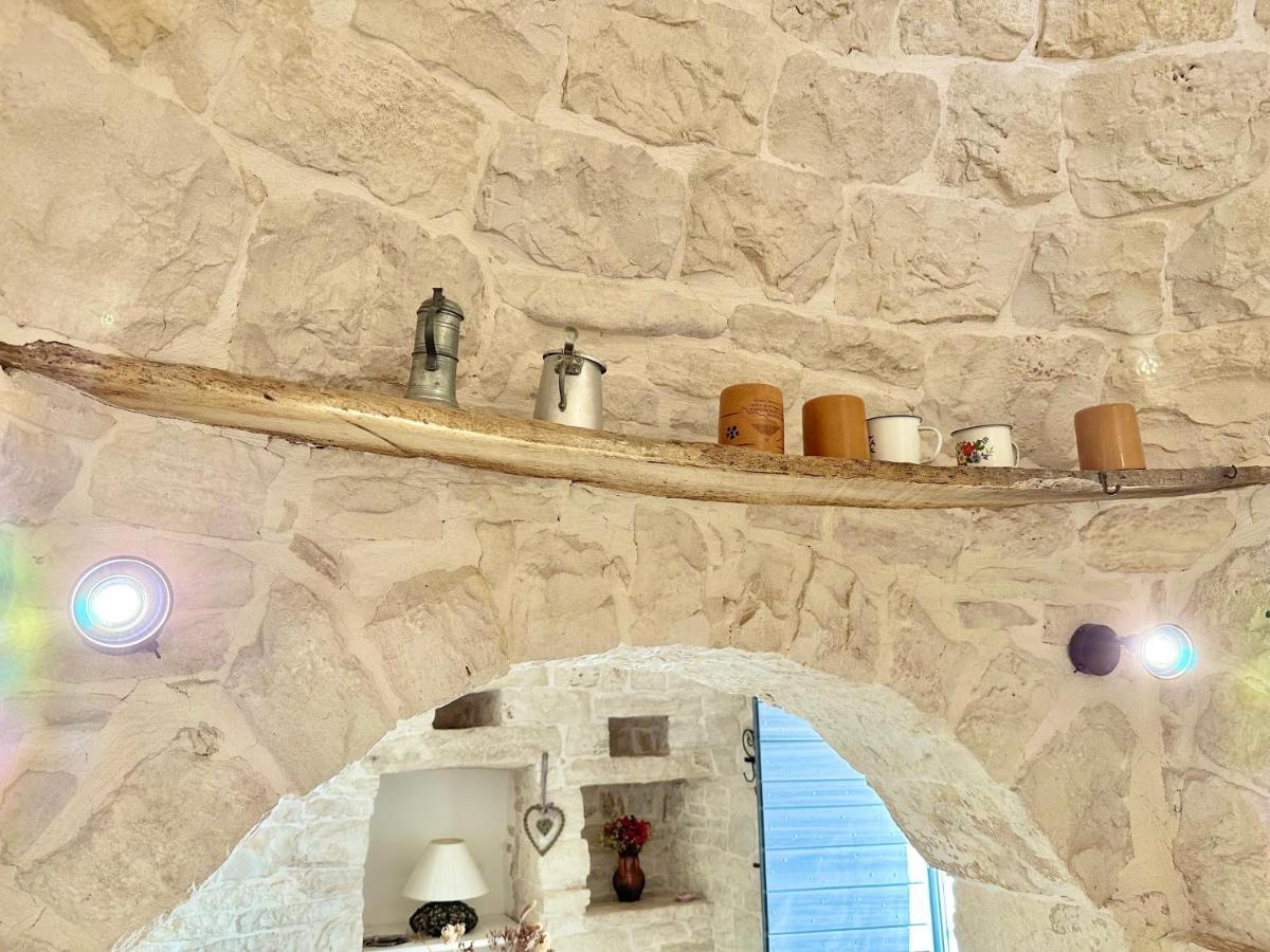 Trullo Il Carrubo Villa Alberobello Luaran gambar